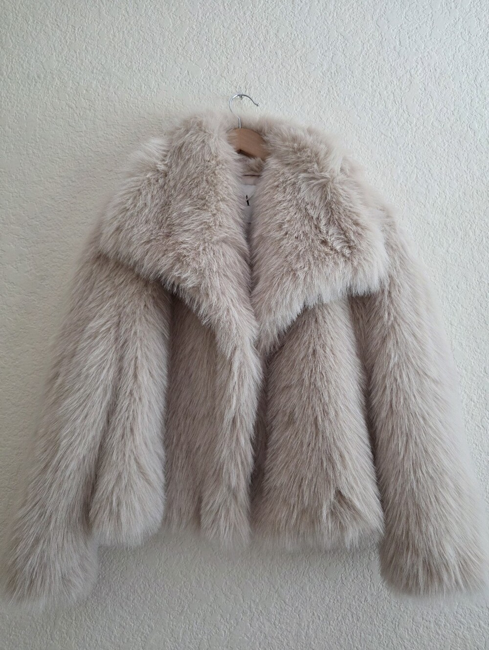 Zara Faux Fur Coat in Cream Size L - Picture 13 of 13